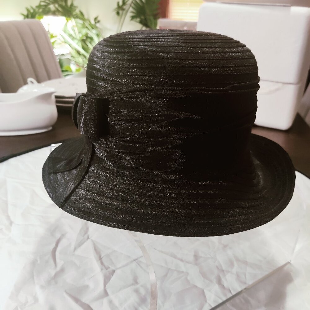 Vintage Hat Derby Style with Grosgrain Ribbon Estate